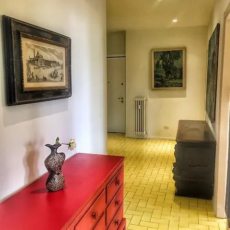 Bella 아파트 스트레사